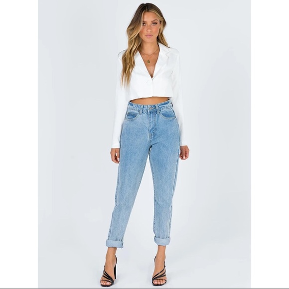 PRINCESS POLLY — TYLER JEAN MOM JEAN MID WASH DENIM, STRAIGHT LEG JEANS (SIZE 2) - Picture 6 of 12